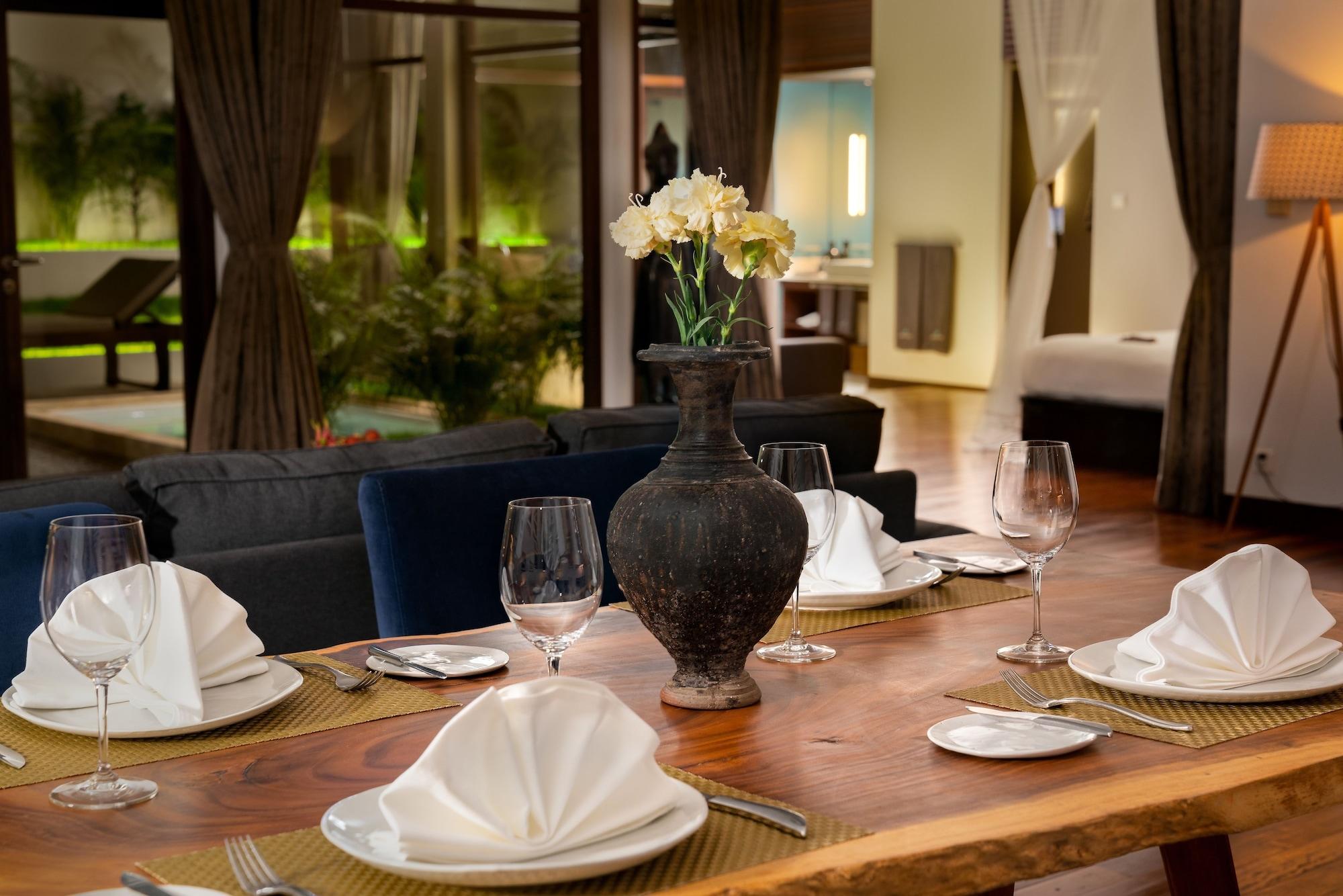 Heritage Suites Hotel Siem Reap Dış mekan fotoğraf